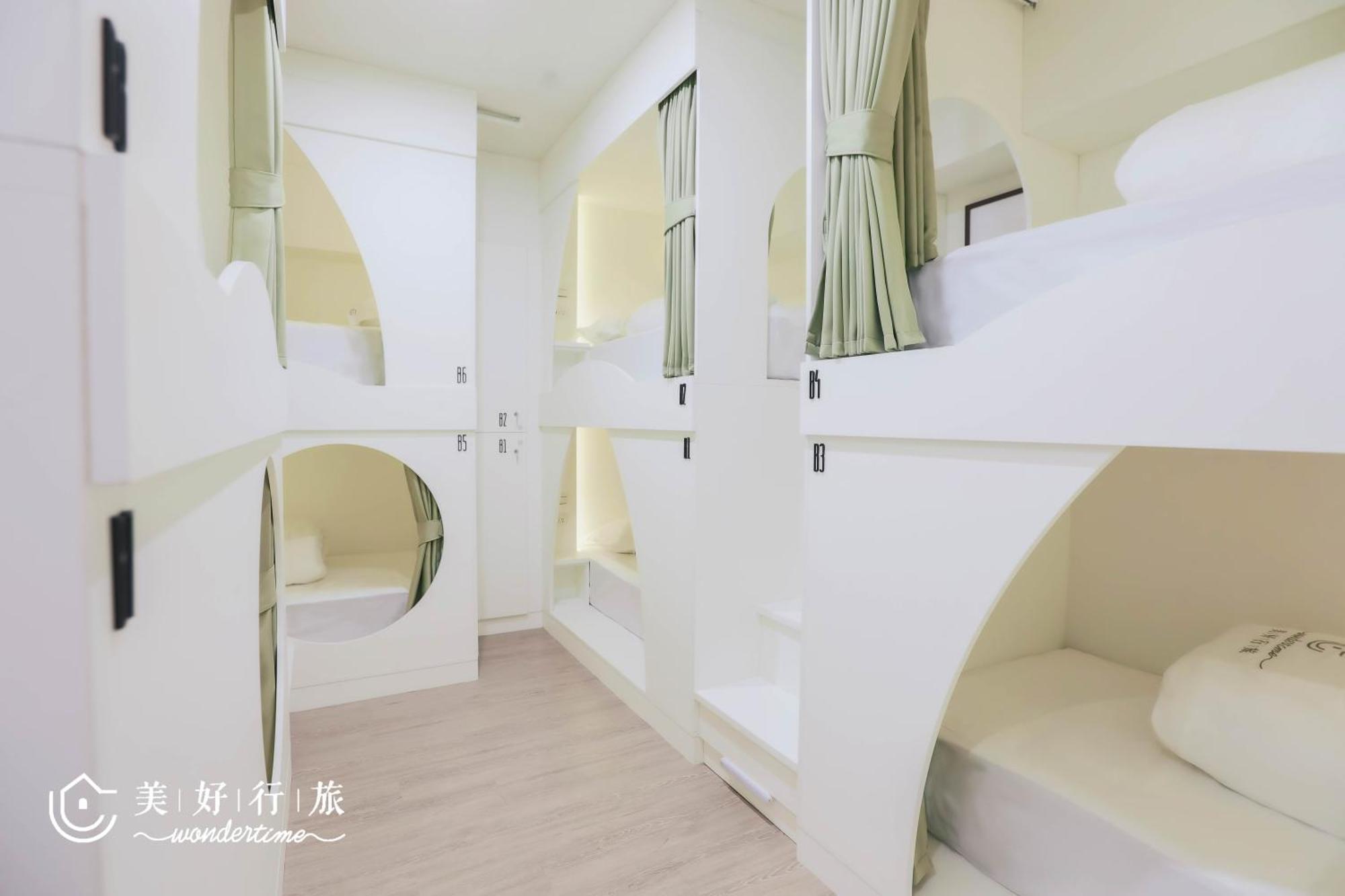 Wondertime2- Ladies' Inn 'Taipei Main Station Стая снимка